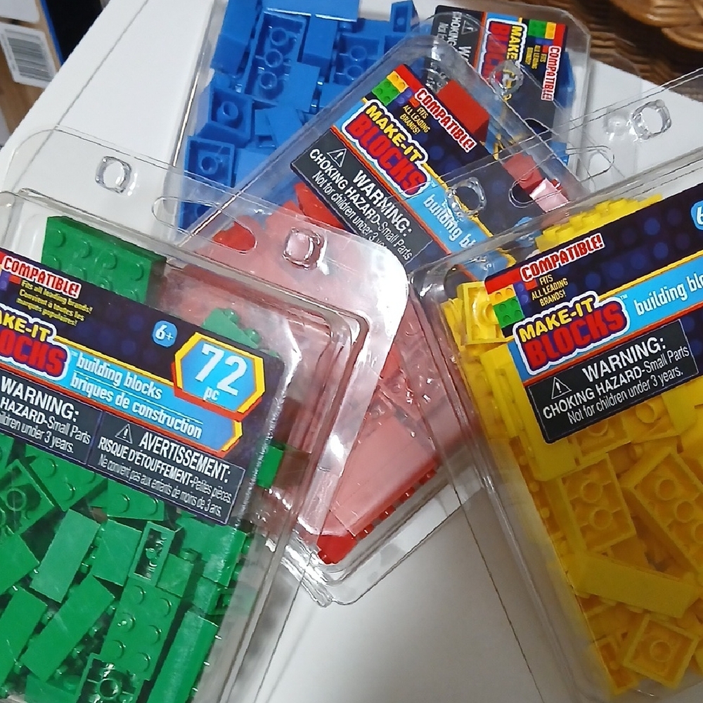 Building Set - 72 Pieces Of Each .. Blue, Green, Red, Yellow. 288 Blocks